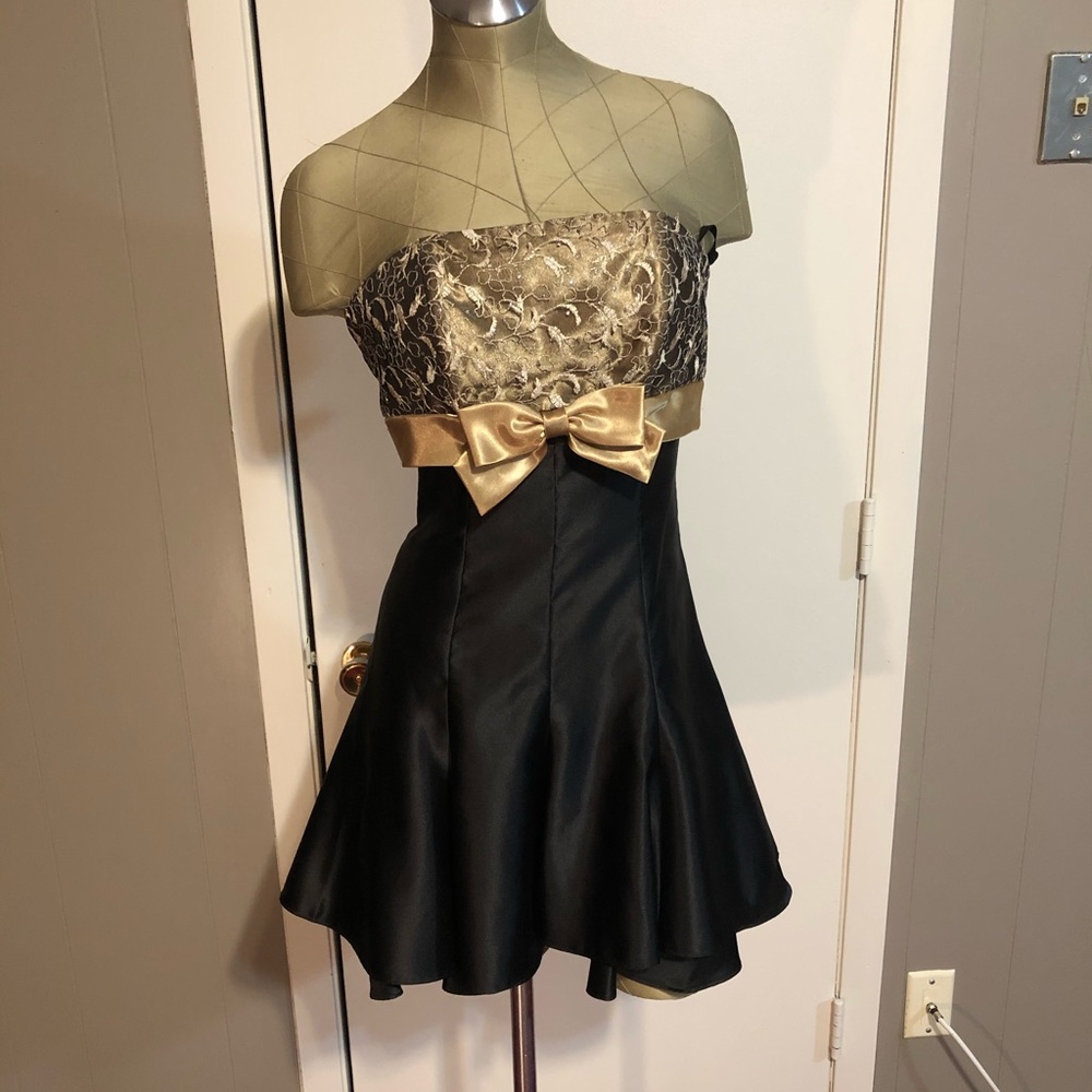 Short black and gold dress